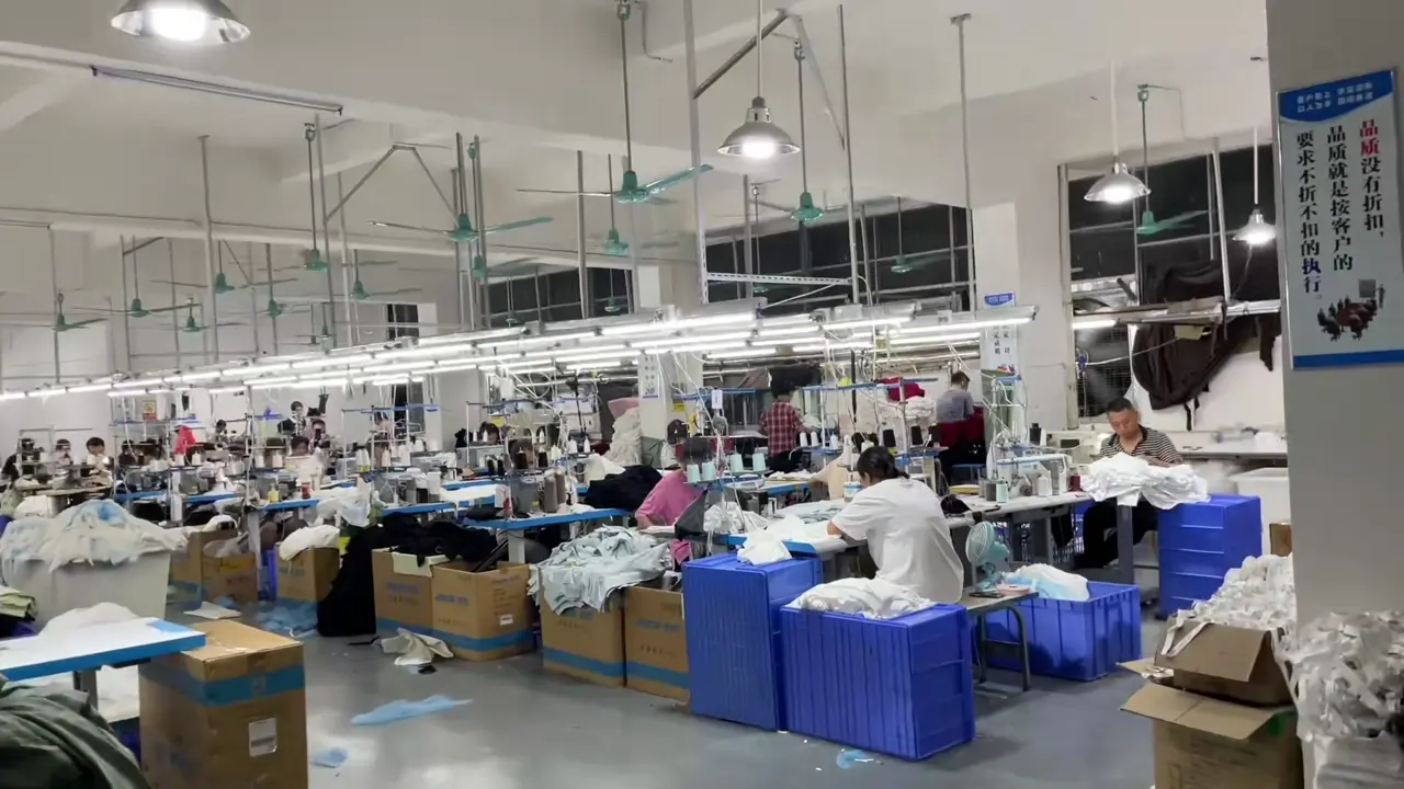 Real footage of MORVUNO garment production in Humen, Dongguan